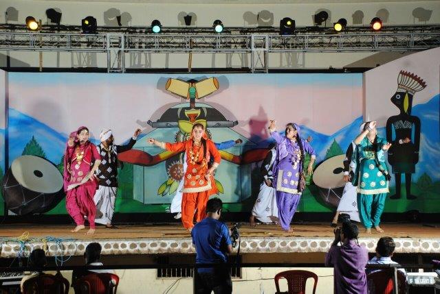 bollywood dance troupe vadodara